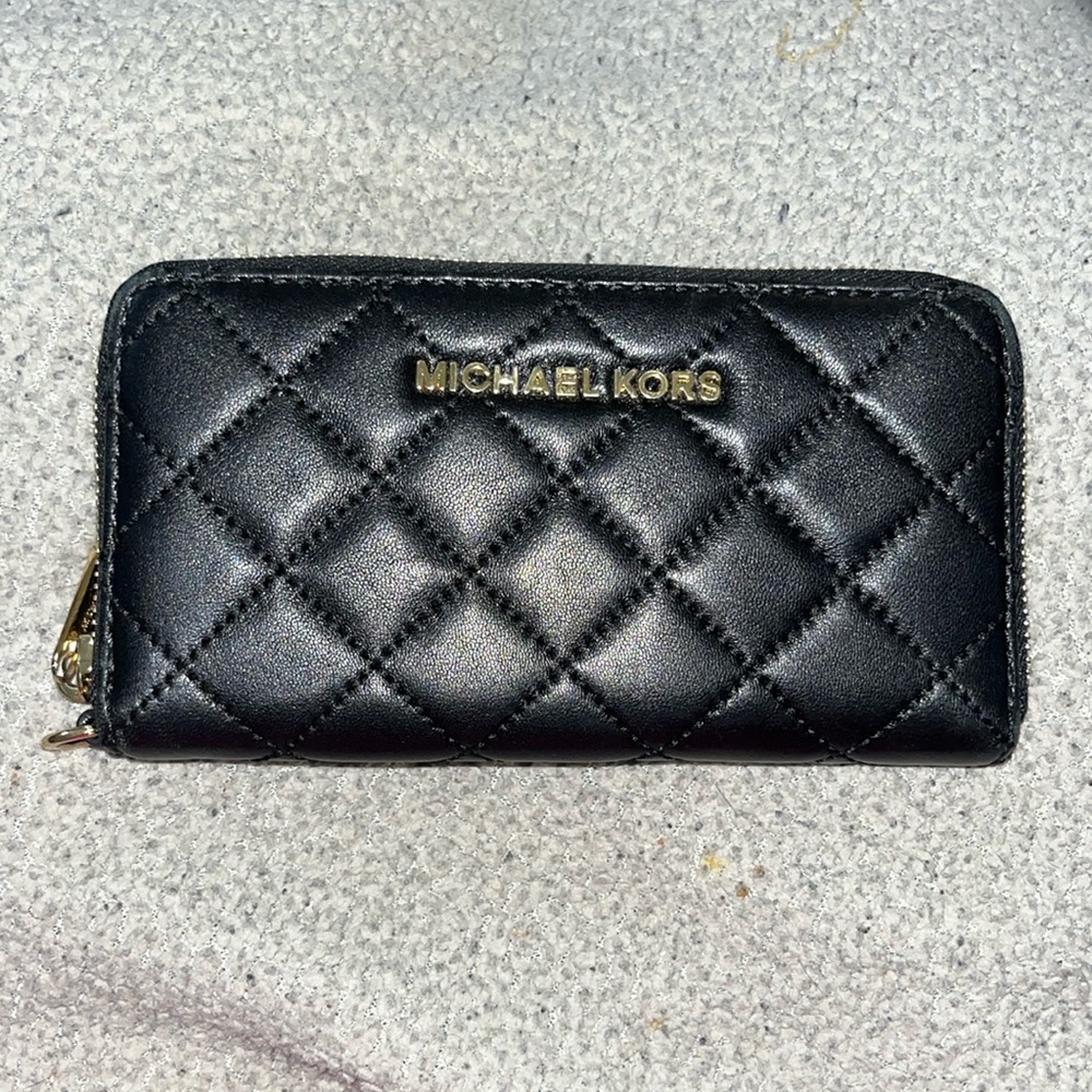 Michael Kors wallet